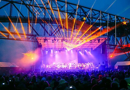 F60-Lichterfeld Shows und Konzerte

, © Uwe Krengel